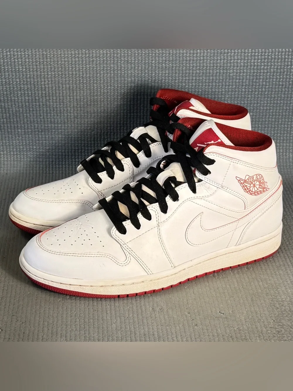 Nike Air Jordan 1 Retro Mid White Gym Red Black‎ Sneakers 554724-103 Men Size 10